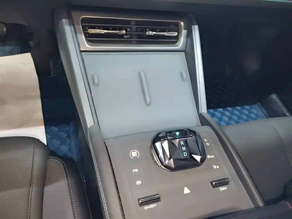 BYD Qin L 2025 DM-i Smart Drive Edition 80KM Leading фото 14