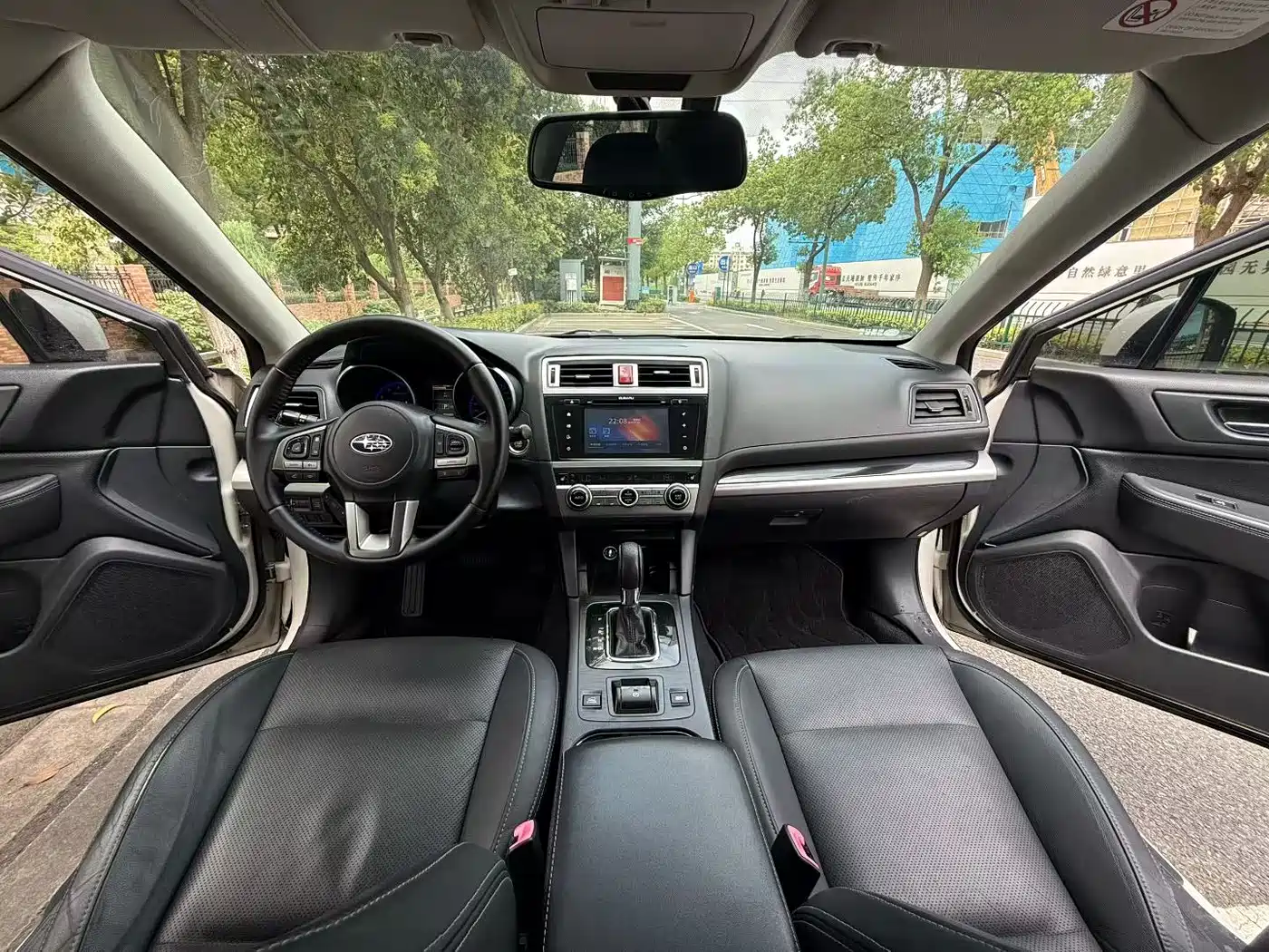 Фото 8 - Subaru Outback