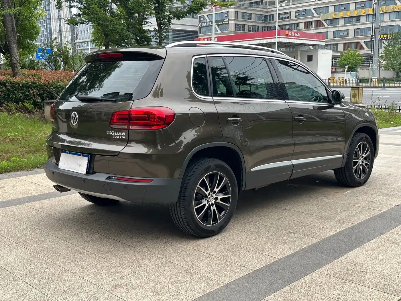 Volkswagen Tiguan 2015 1.8TSI Automatic 2WD Highline фото 4
