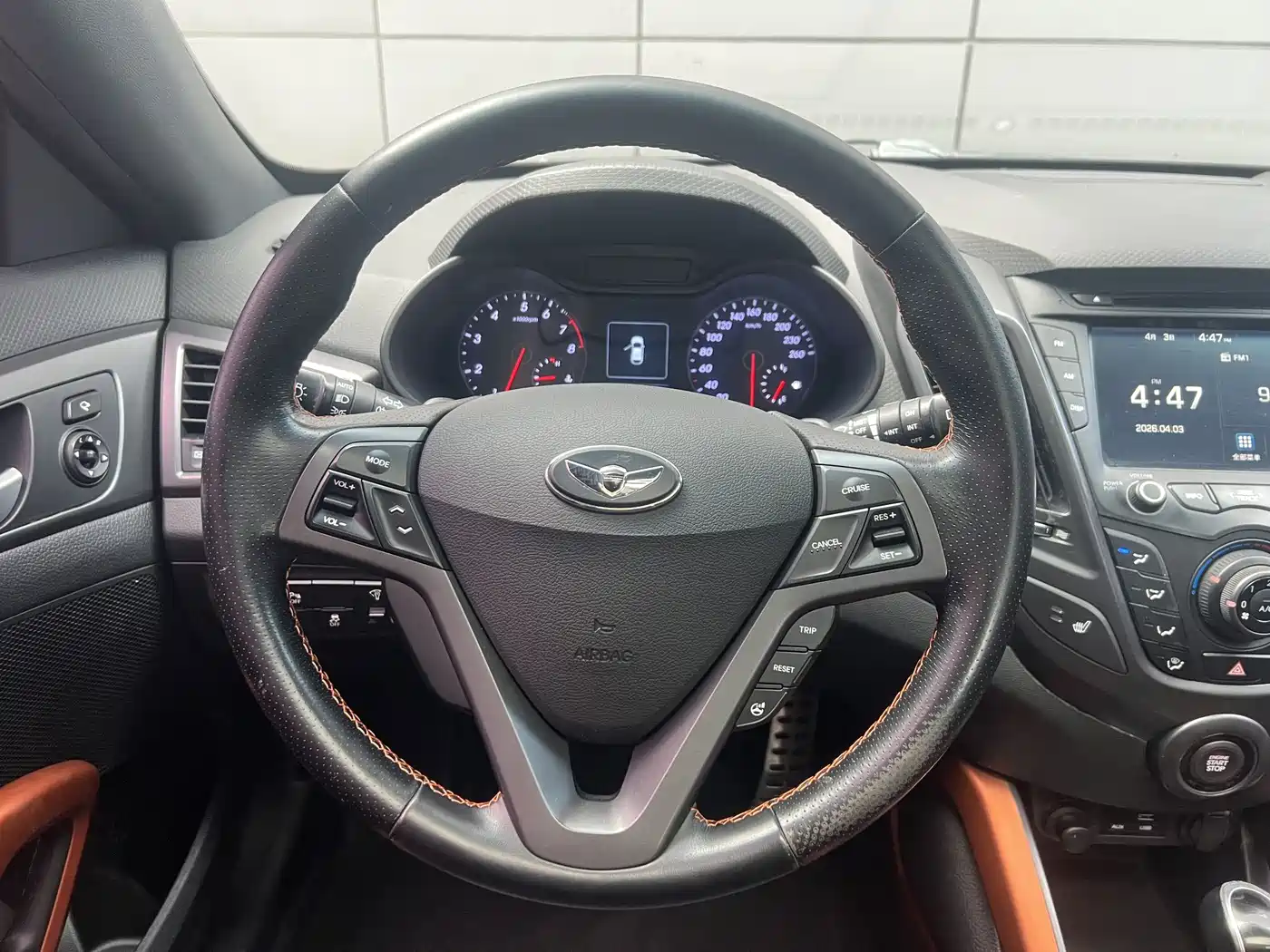Hyundai Veloster 2015 1.6T Automatic Luxury Edition фото 13