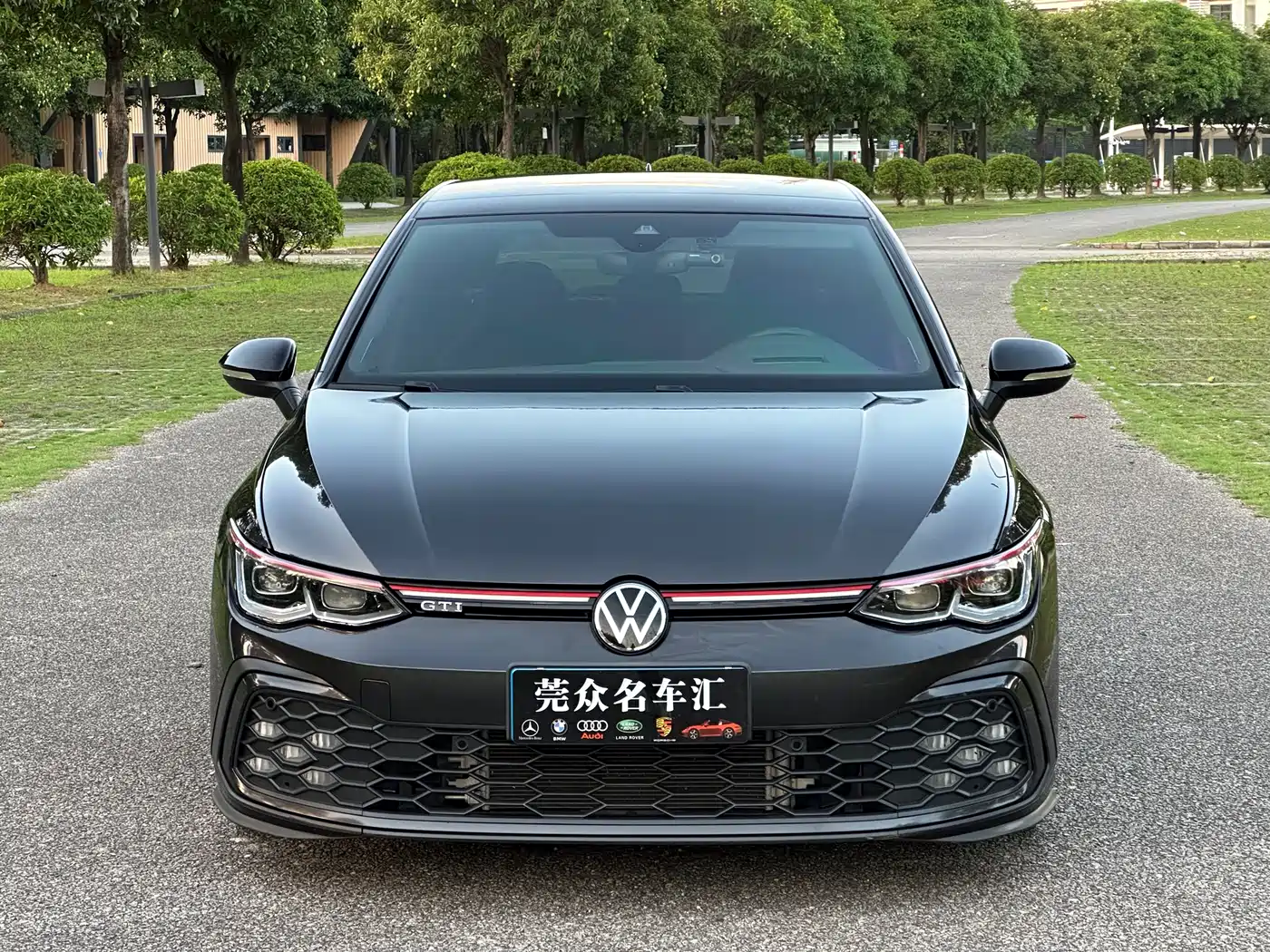 Volkswagen Golf GTI 2021 Facelift 380TSI DSG GTI фото 3