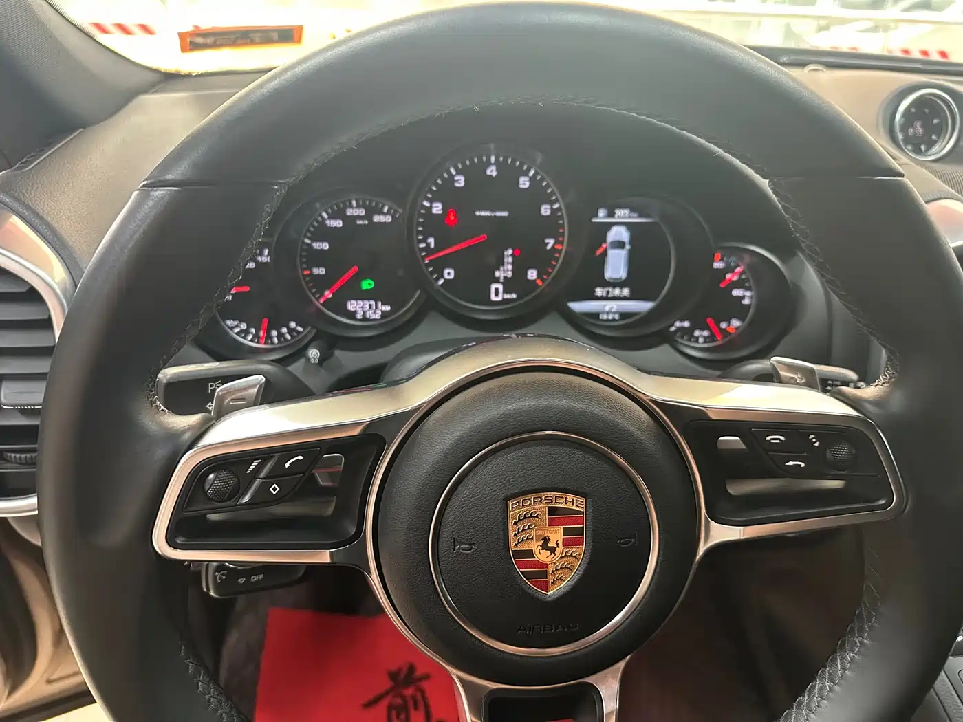 Porsche Cayenne 2016 Cayenne Platinum Edition 3.0T фото 11