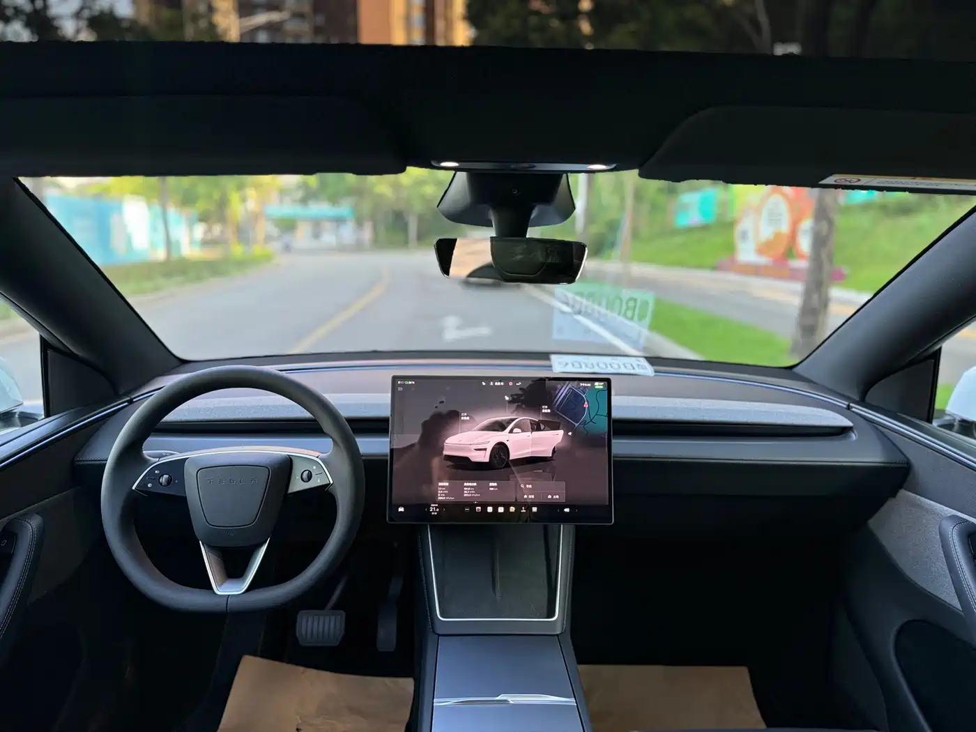 Tesla Model Y 2026 Long Range Rear-Wheel Drive фото 13