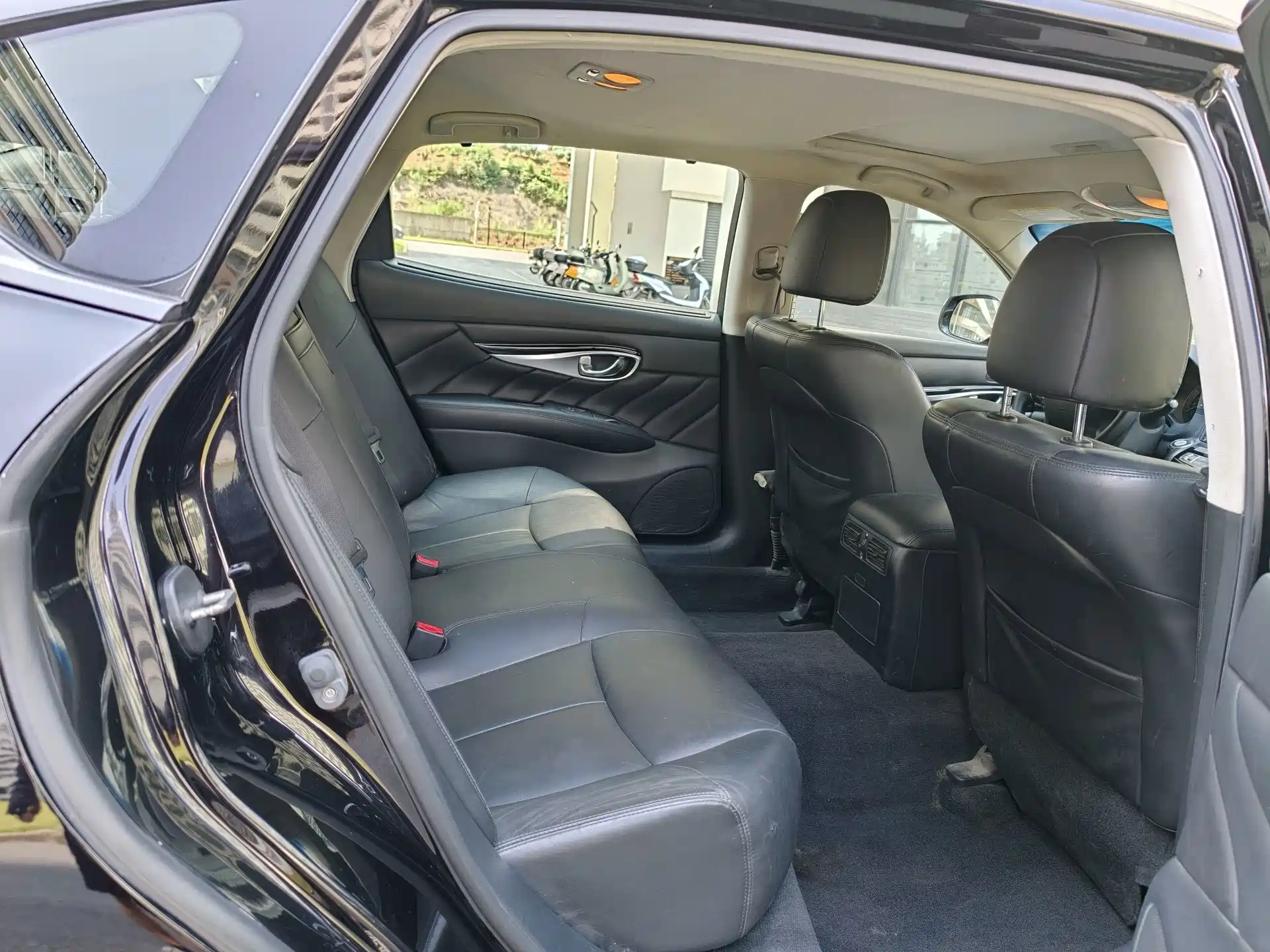 صورة 11 - Infiniti Q70