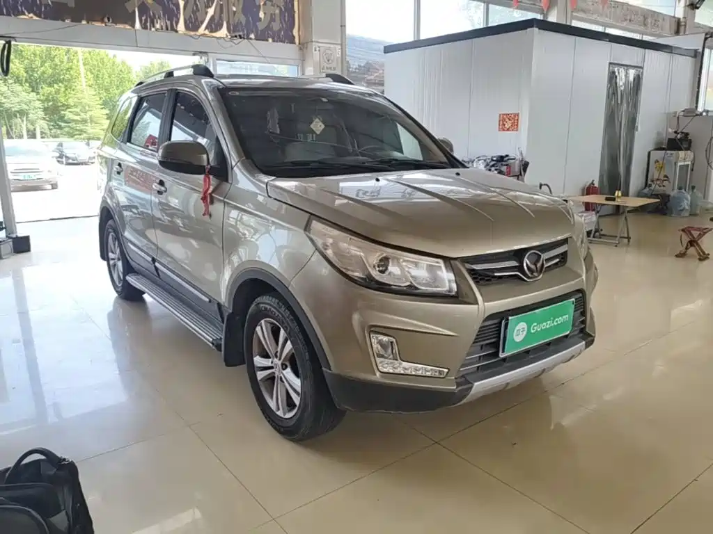 BAIC Huansu S3 2017 2017 1.5L Manual Luxury