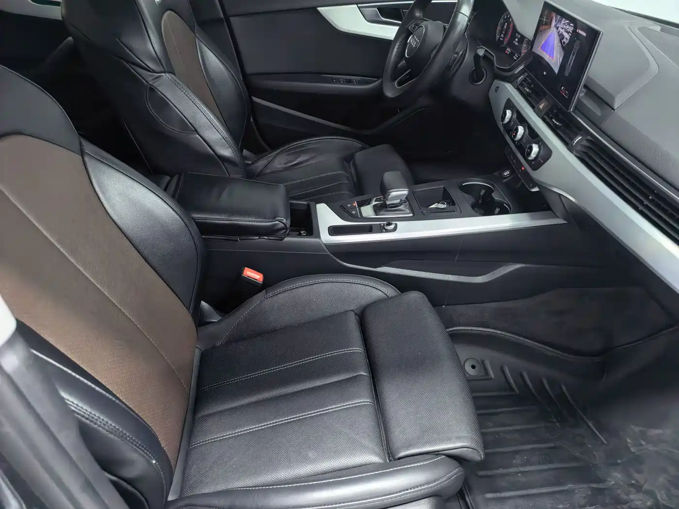 Audi A4L 2022 40 TFSI Fashion Dynamic фото 5