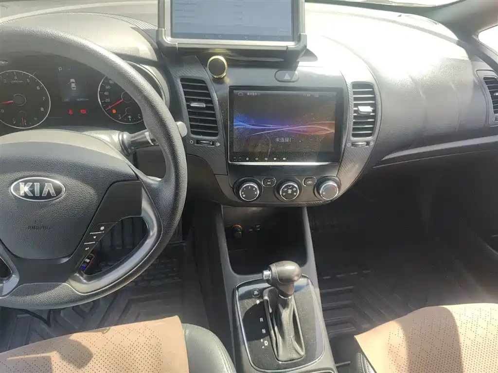 Kia K3 2016 1.6L Automatic GL фото 6