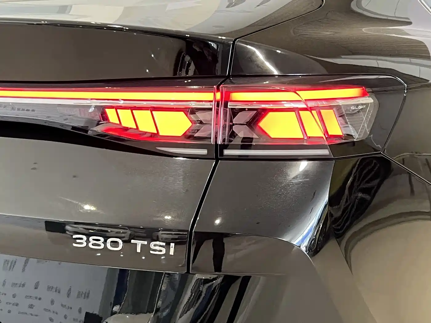 Volkswagen Magotan 2024 380TSI DSG Luxury Edition (Daimai Package) фото 23