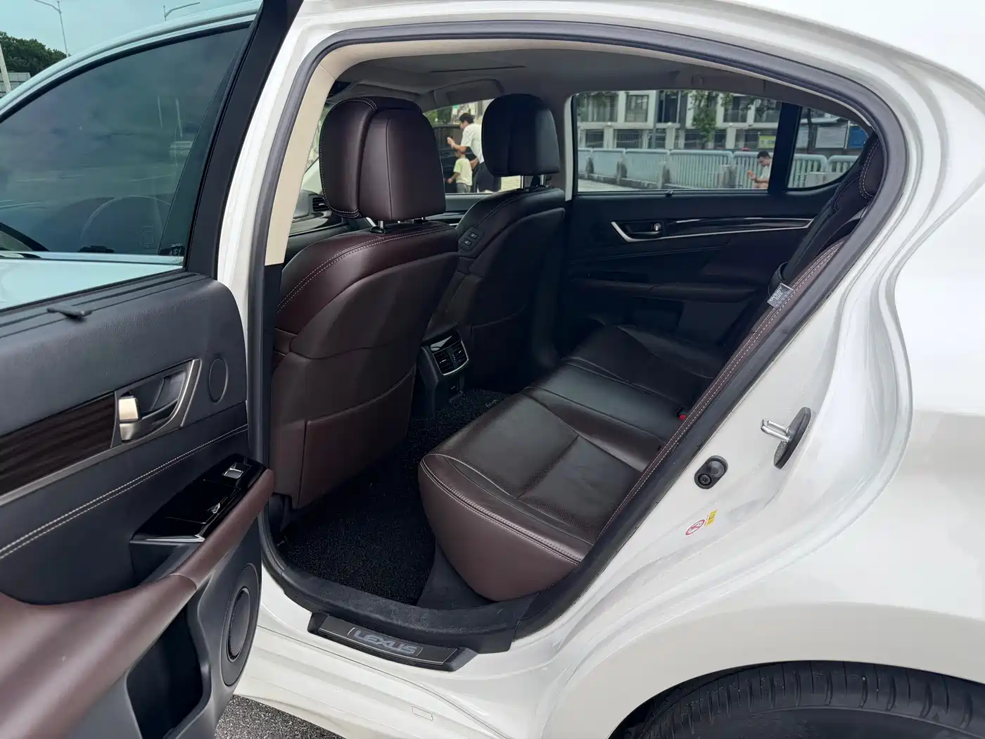 Lexus GS 2018 2016 300h Luxury Edition