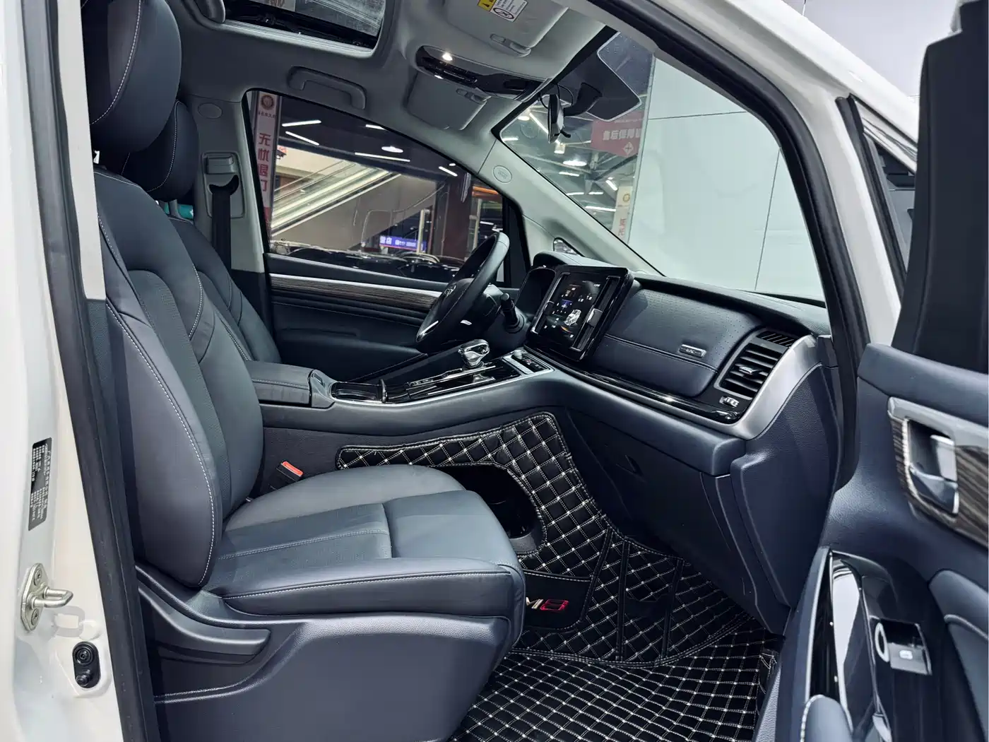 GAC Trumpchi Trumpchi M8 2021 Leading Show Series 390T Premium Edition фото 9