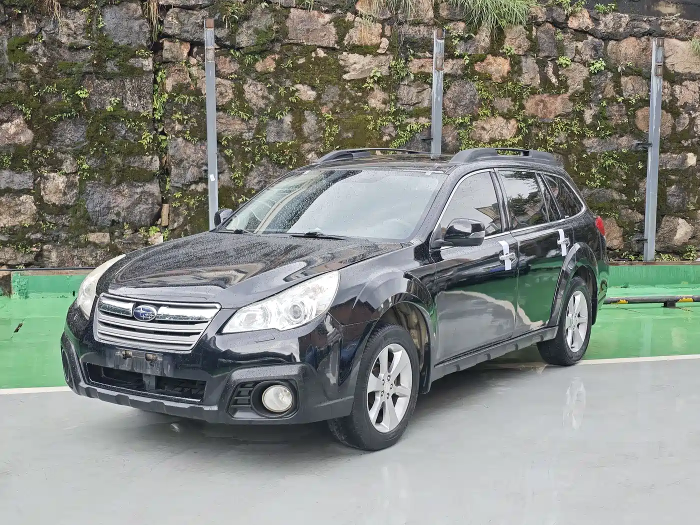 Subaru Outback 2013 2.5i Luxury Navigation Edition