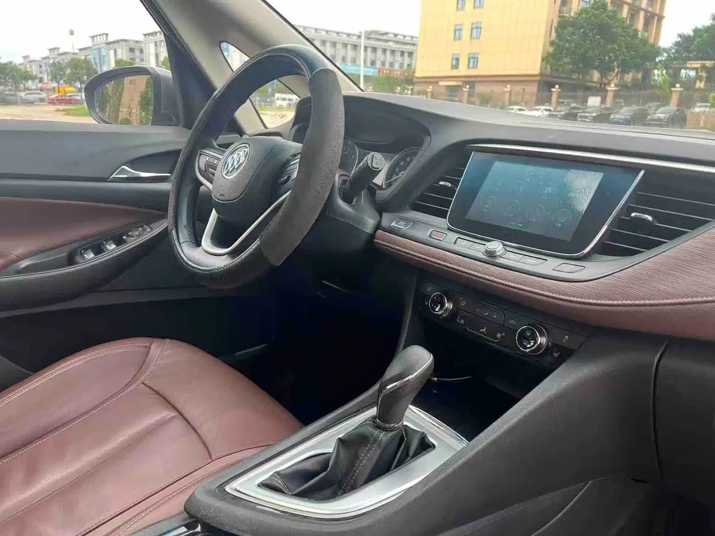 Фото 20 - Buick GL6