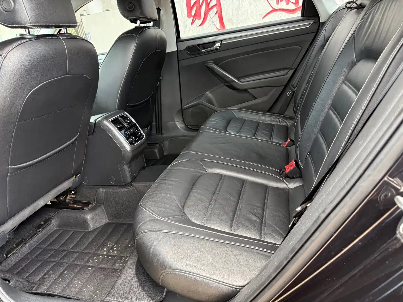 Volkswagen Passat 2017 330TSI DSG Prestige фото 5