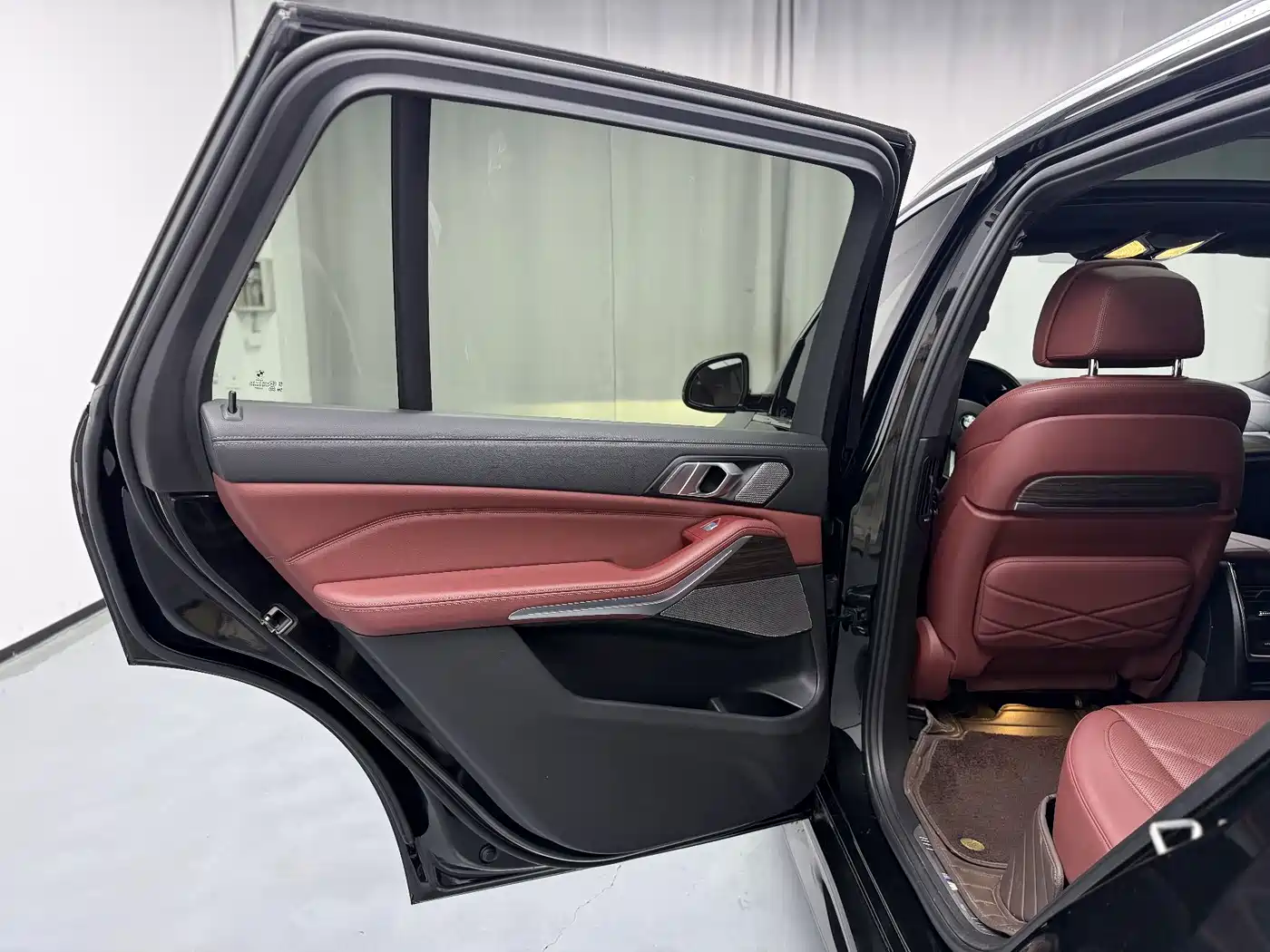 BMW X5 2022 Facelift xDrive 40Li M Sport Package фото 7