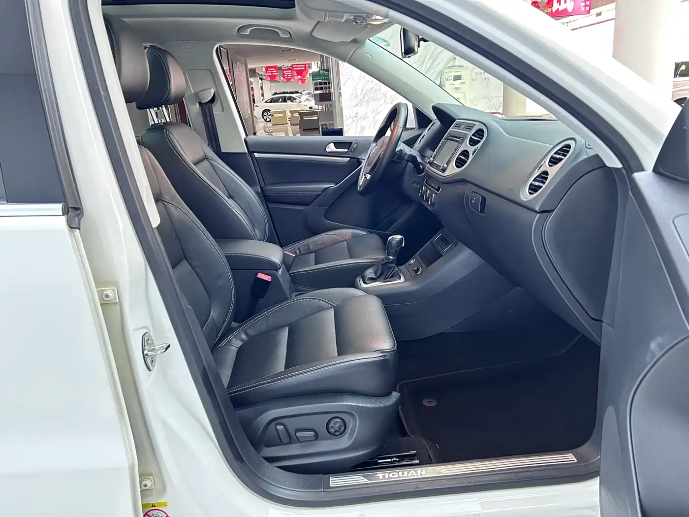 Volkswagen Tiguan 2016 Model 300TSI Automatic 2WD Luxury Edition фото 10