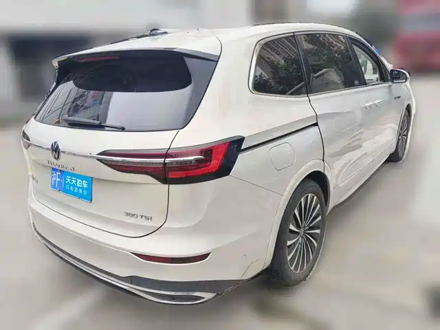 Volkswagen Viloran 2022 380TSI Flagship — фото 2