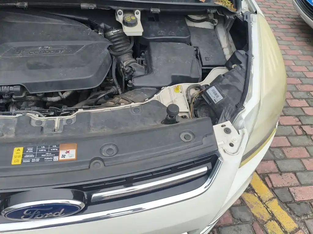 Ford Kuga 2014 2013 1.6L GTDi FWD Trend
