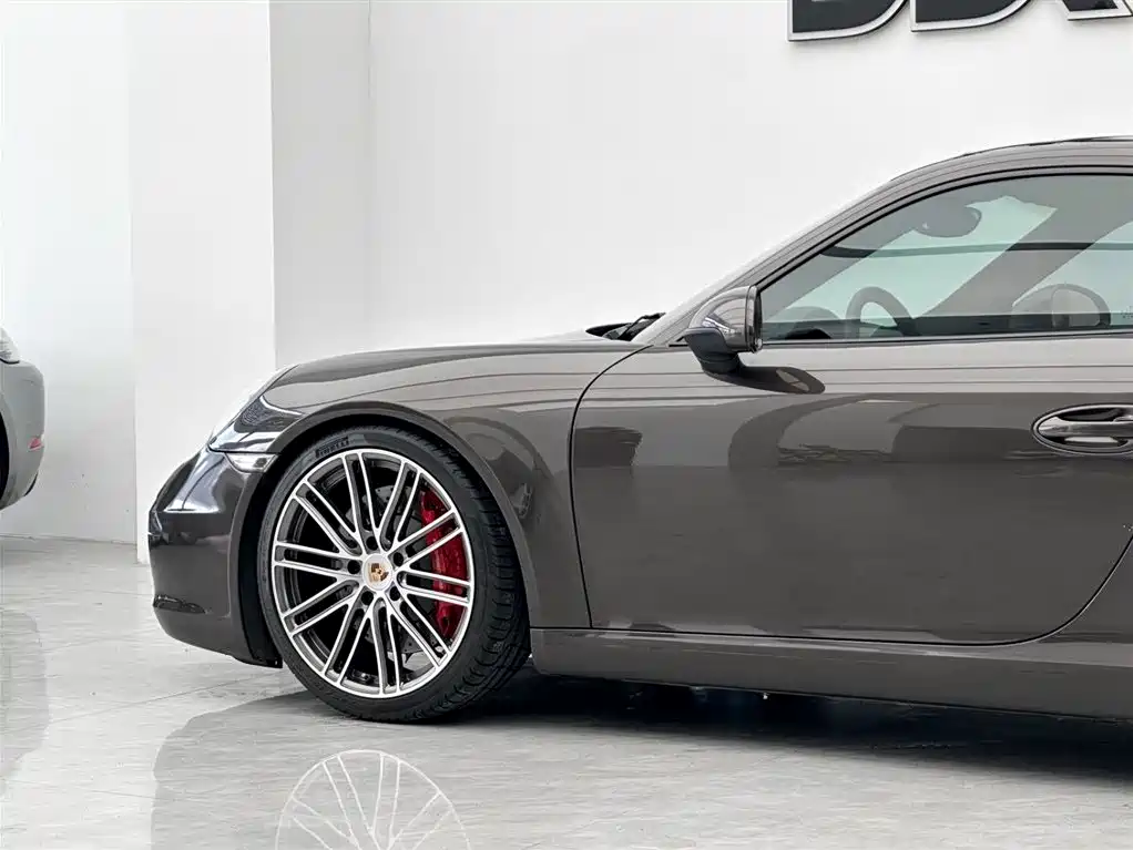 Porsche 911 2012 Carrera 3.4L фото 9