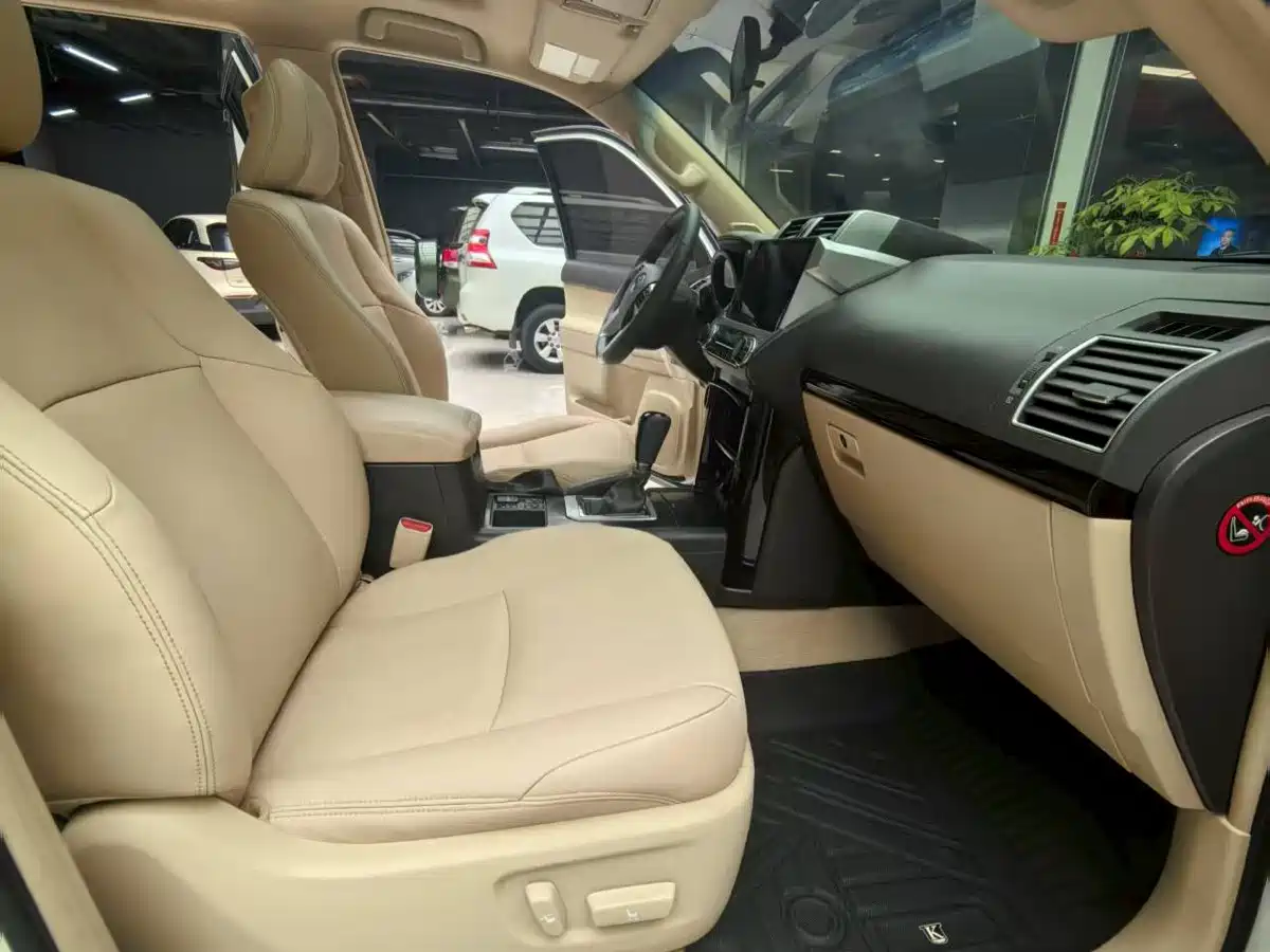 Toyota Prado 2016 2.7L Auto Standard Edition фото 5