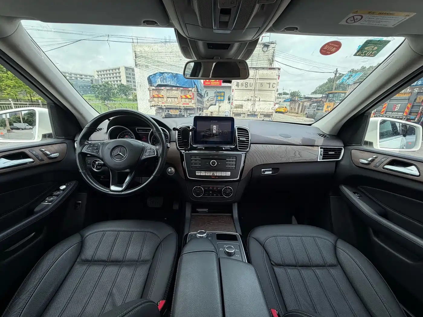 Фото 16 - Mercedes-Benz GLE