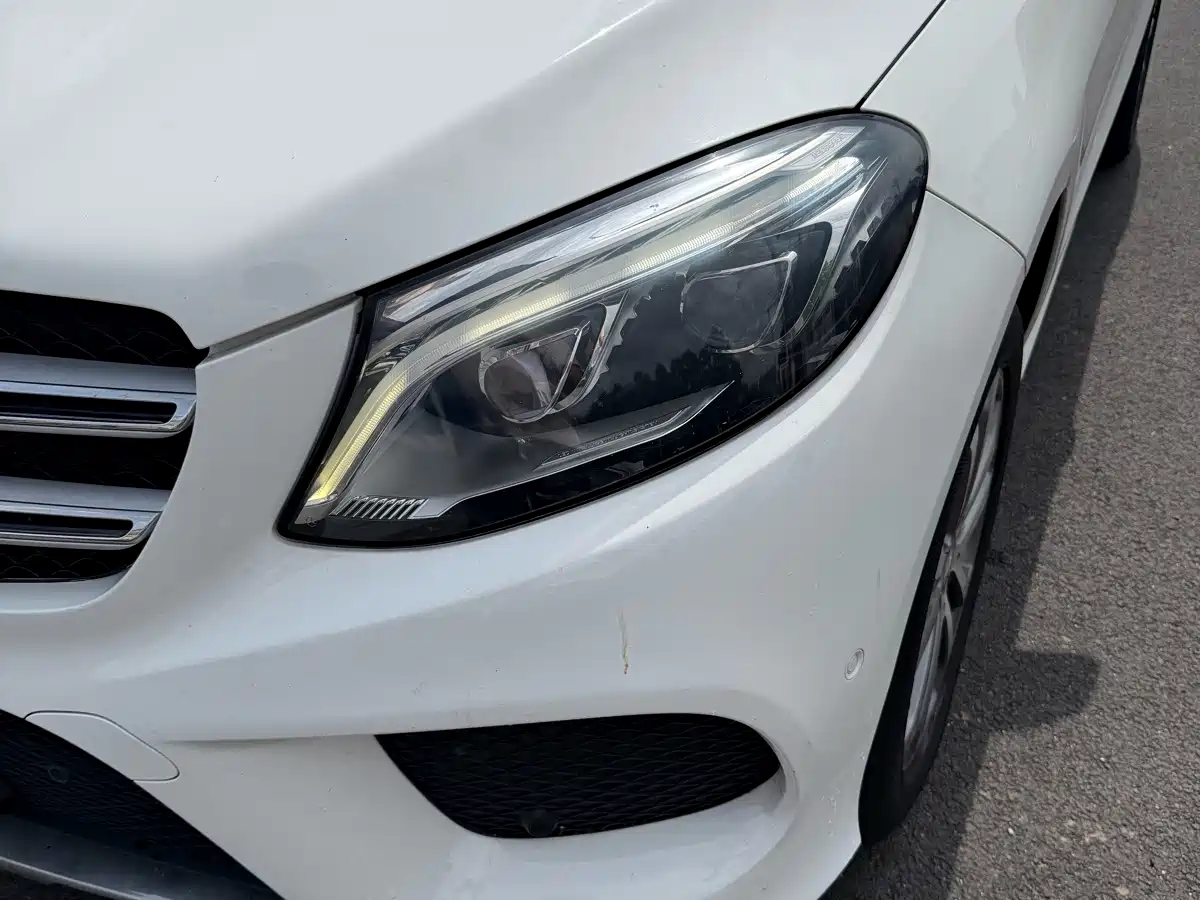 Фото 25 - Mercedes-Benz GLE