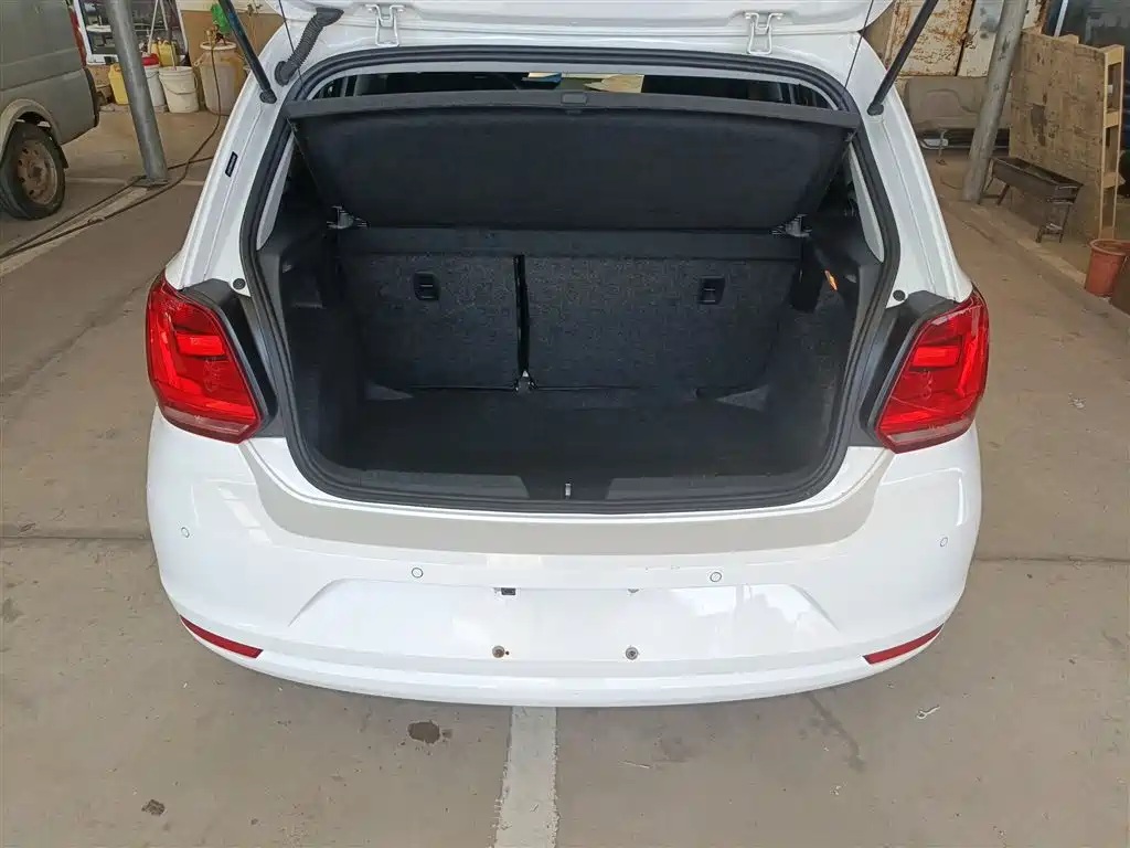 Volkswagen Polo 2018 1.5L Auto Comfort фото 19