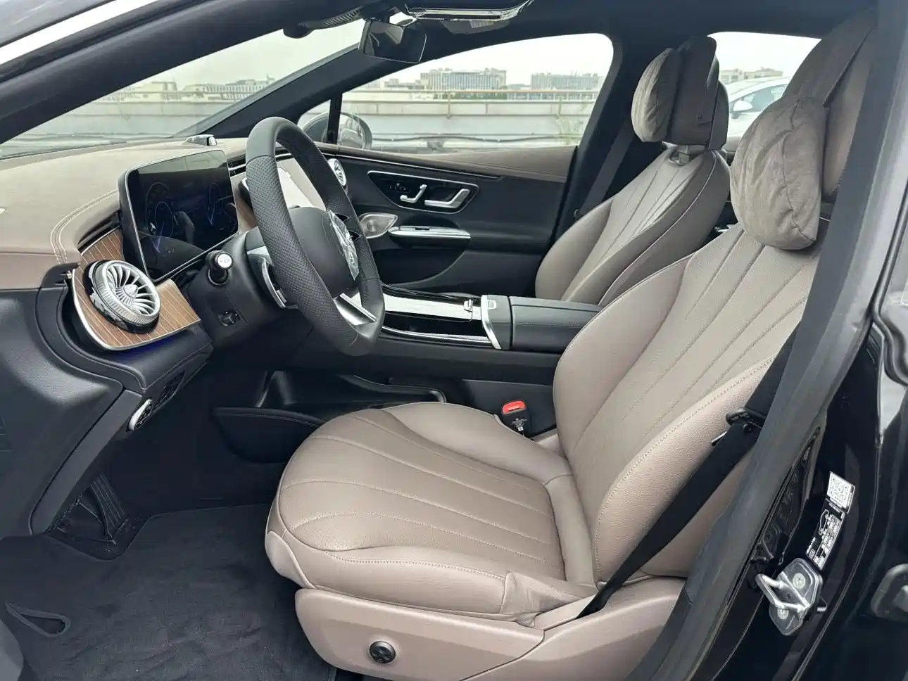 Mercedes-Benz EQE 2025 2025 500 4MATIC Pioneer