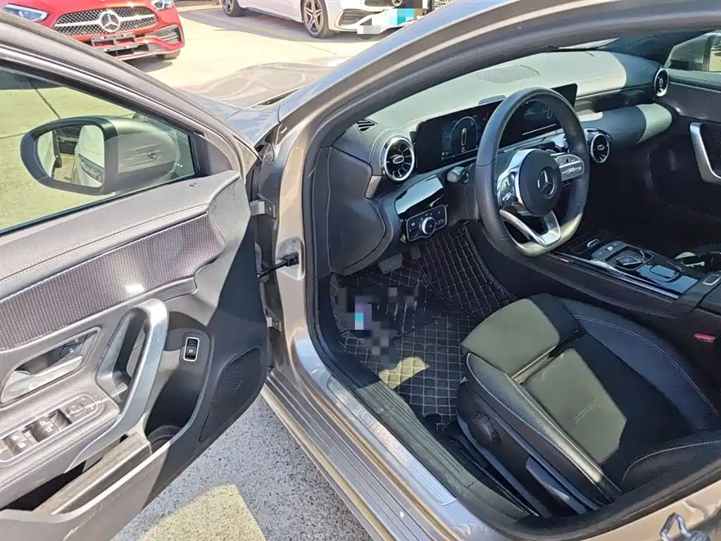 Mercedes-Benz A-Class 2020 A 180 L фото 23