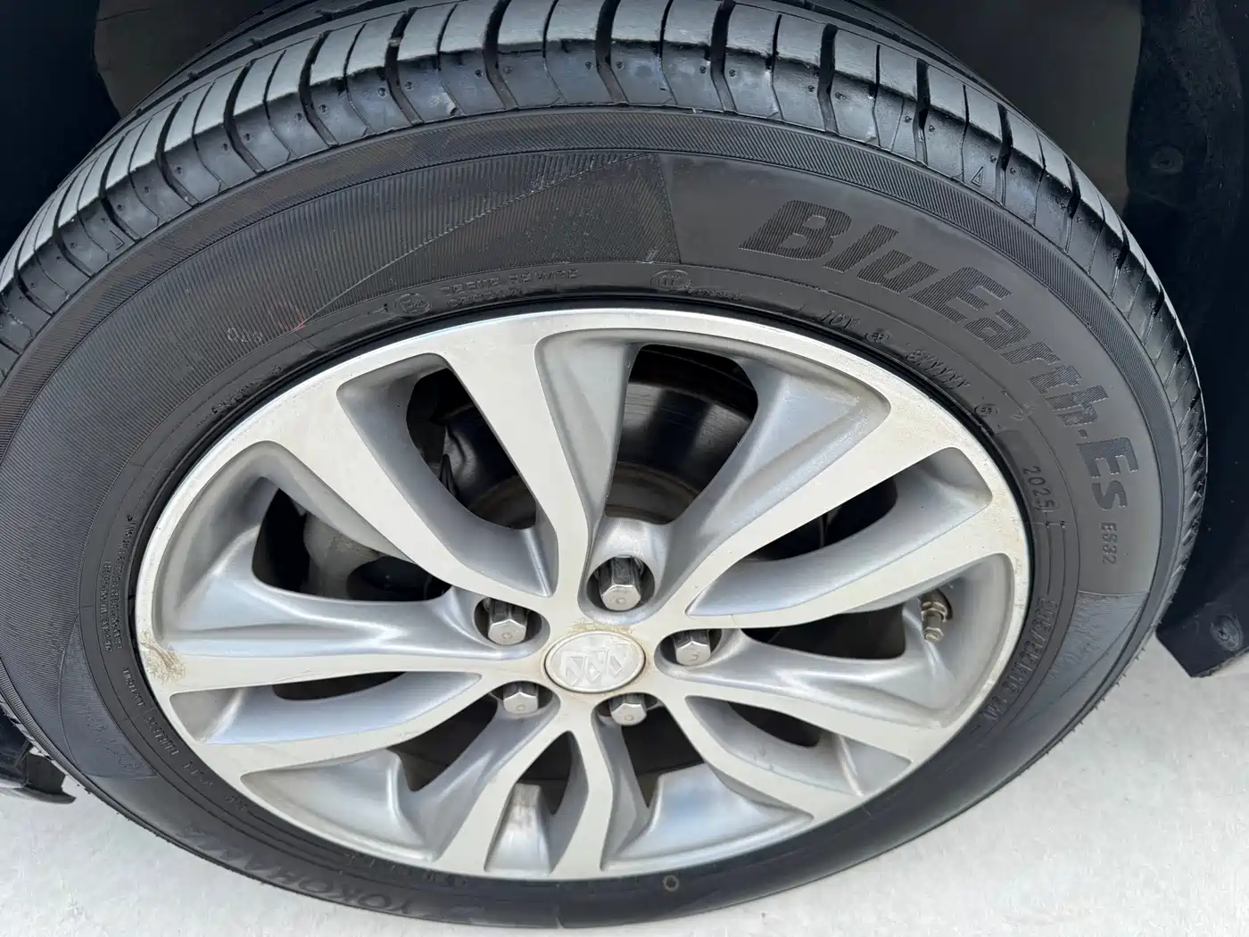 Фото 14 - Buick Excelle