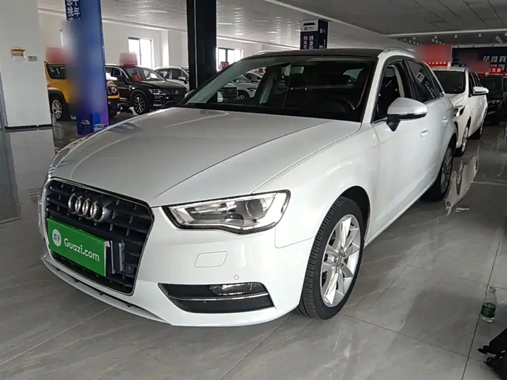 Audi A3 2015 Sportback 35 TFSI Millionth Anniversary Comfort Enjoyment Type фото 2