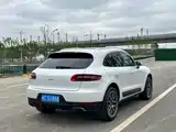 Photo 5 - Porsche Macan