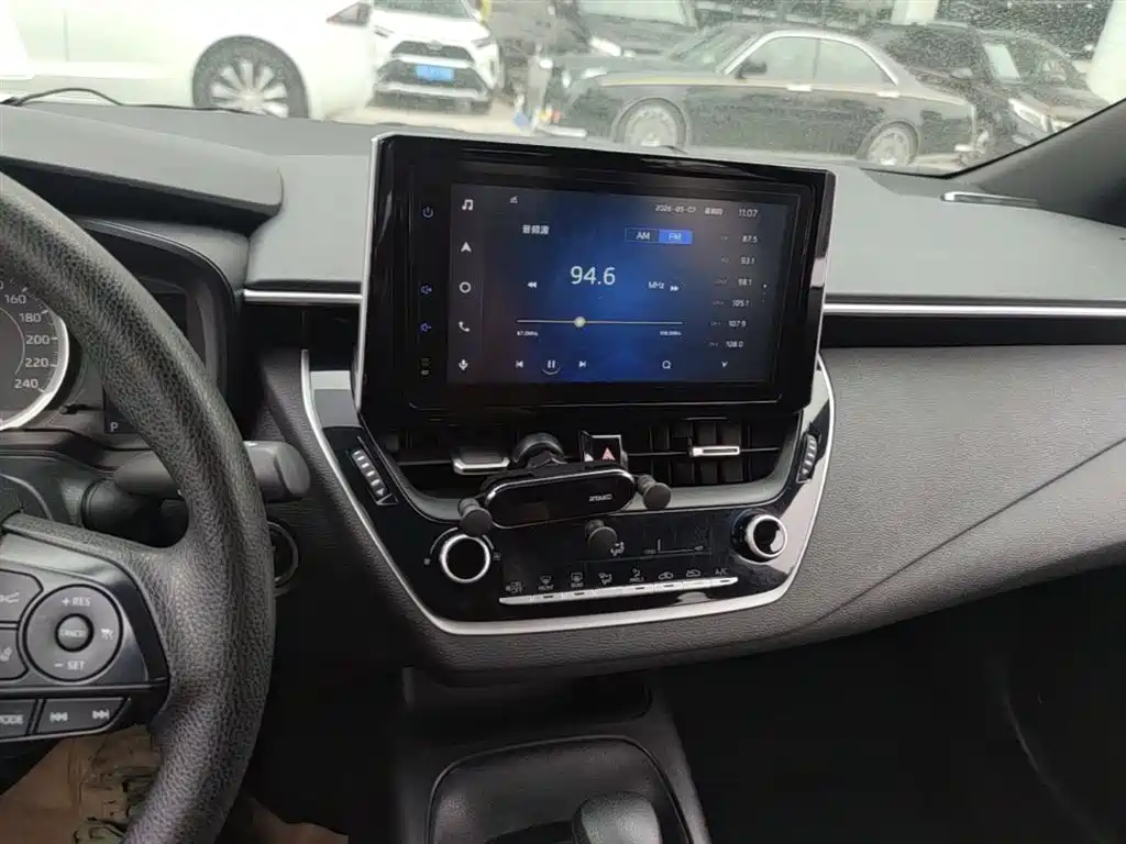 Toyota Levin 2021 185T CVT Luxury Edition фото 13