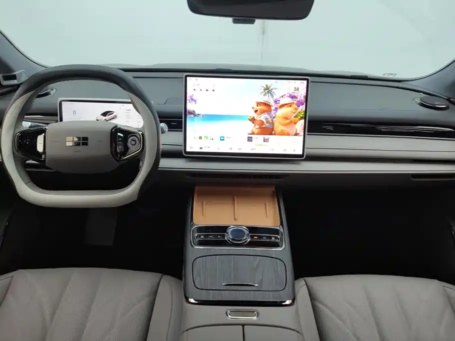 Geely Galaxy Galaxy Xingyao 8 2025 2025 130km EM-i Premium Edition