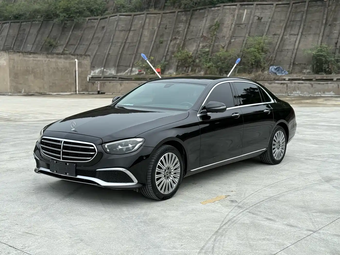 Mercedes-Benz E-Class 2022 Facelift E 300 L Luxury Style