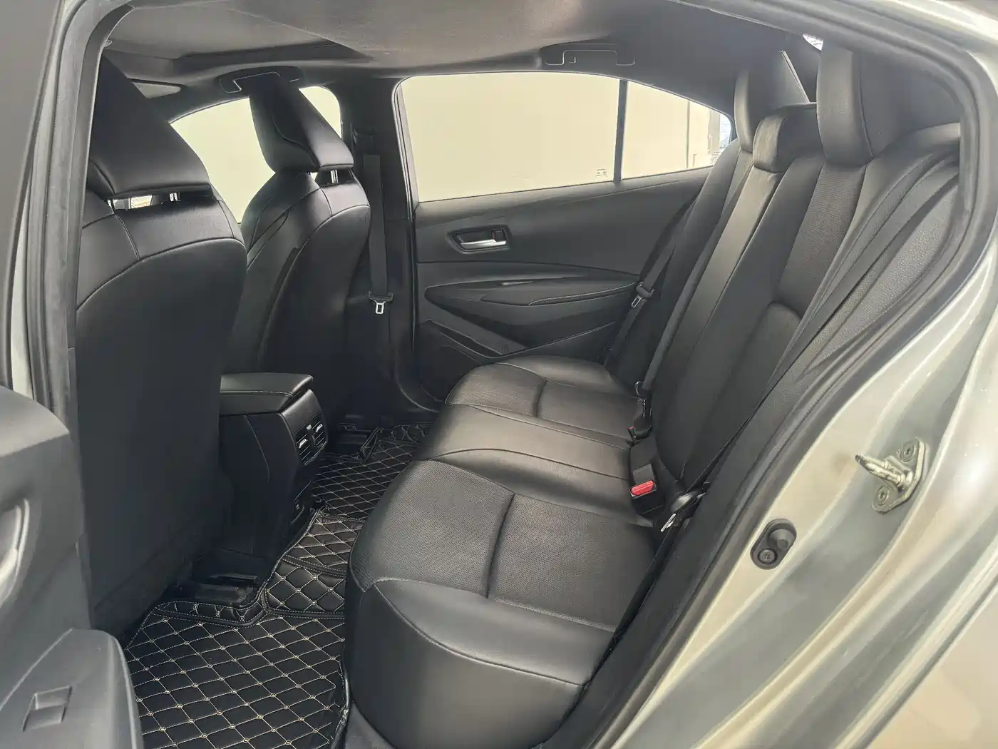 Toyota Levin 2021 185T CVT Luxury Edition фото 4