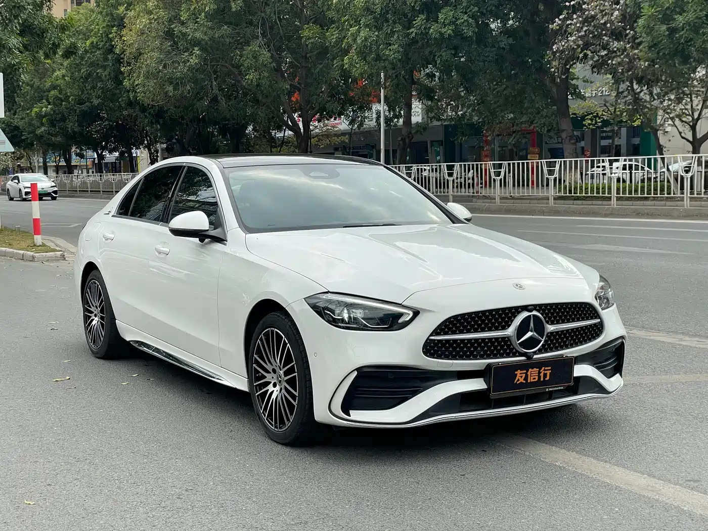 MERCEDES-BENZ C CLASS