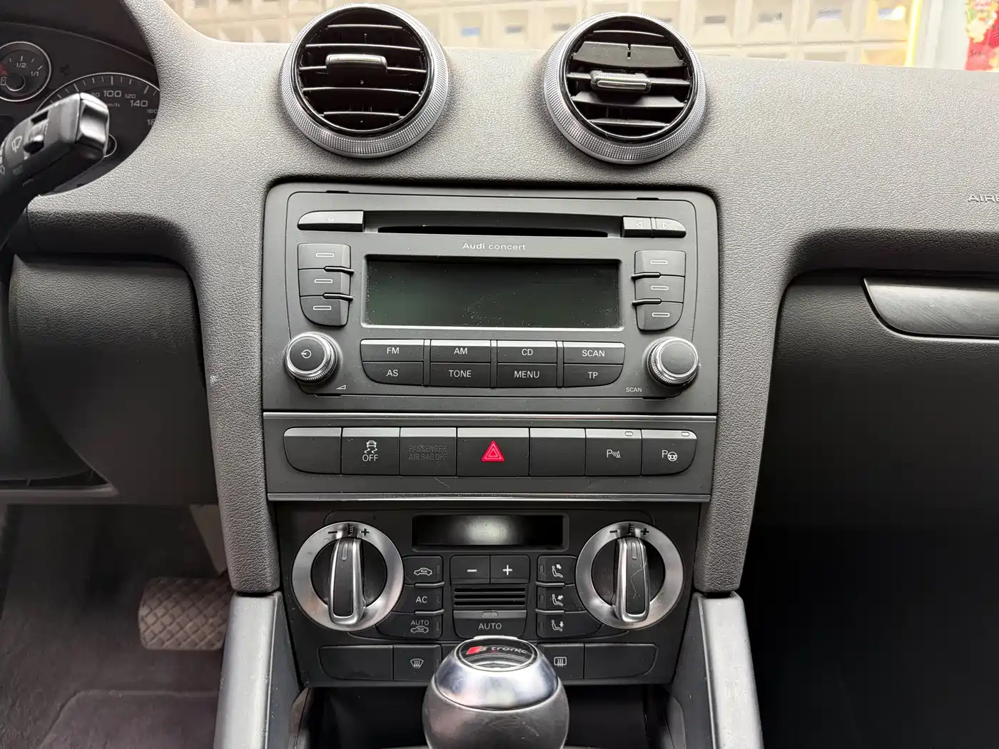 Audi A3 (Import) 2013 Sportback 35 TFSI Luxury фото 13