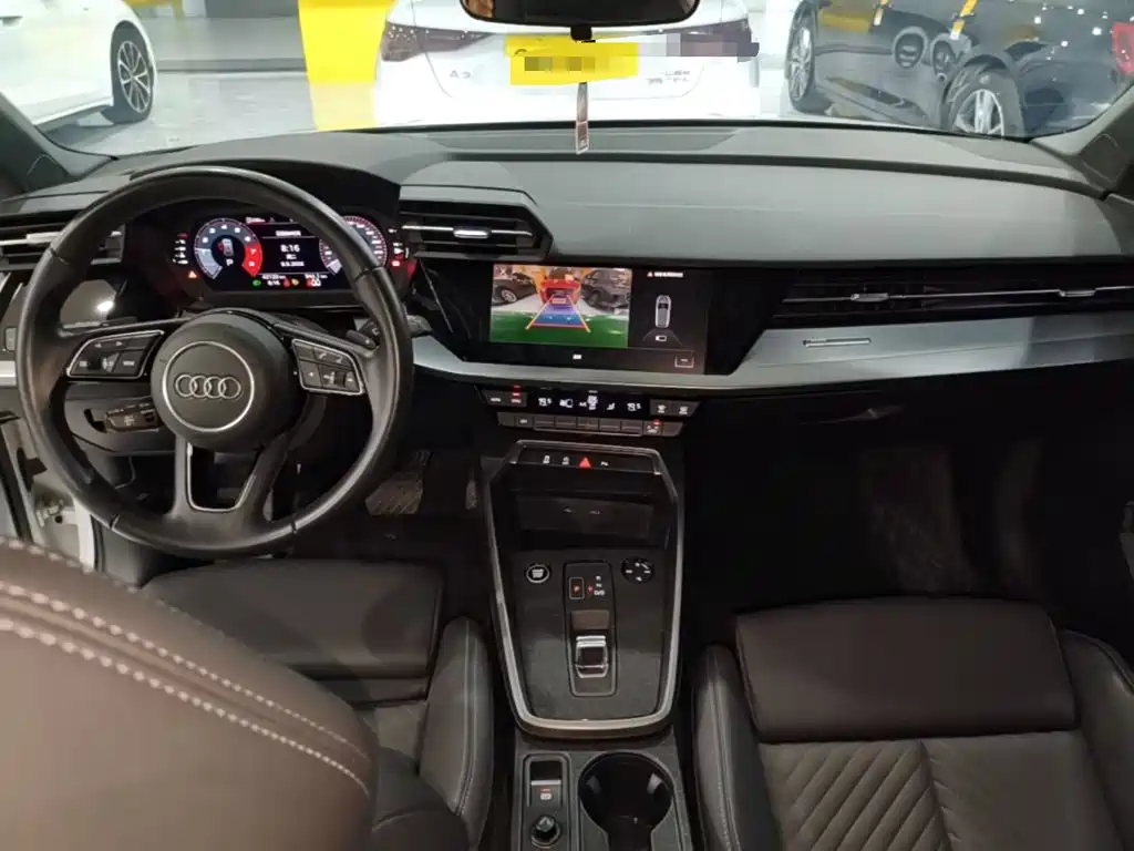 Фото 10 - Audi A3