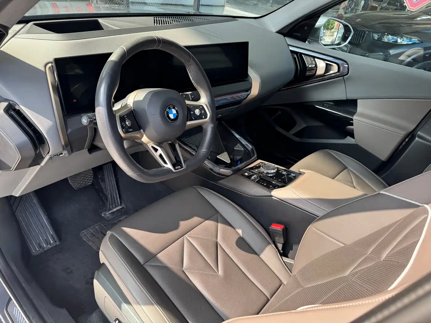 BMW X3 2025 xDrive30L Leading Model M Sport Black Package фото 8