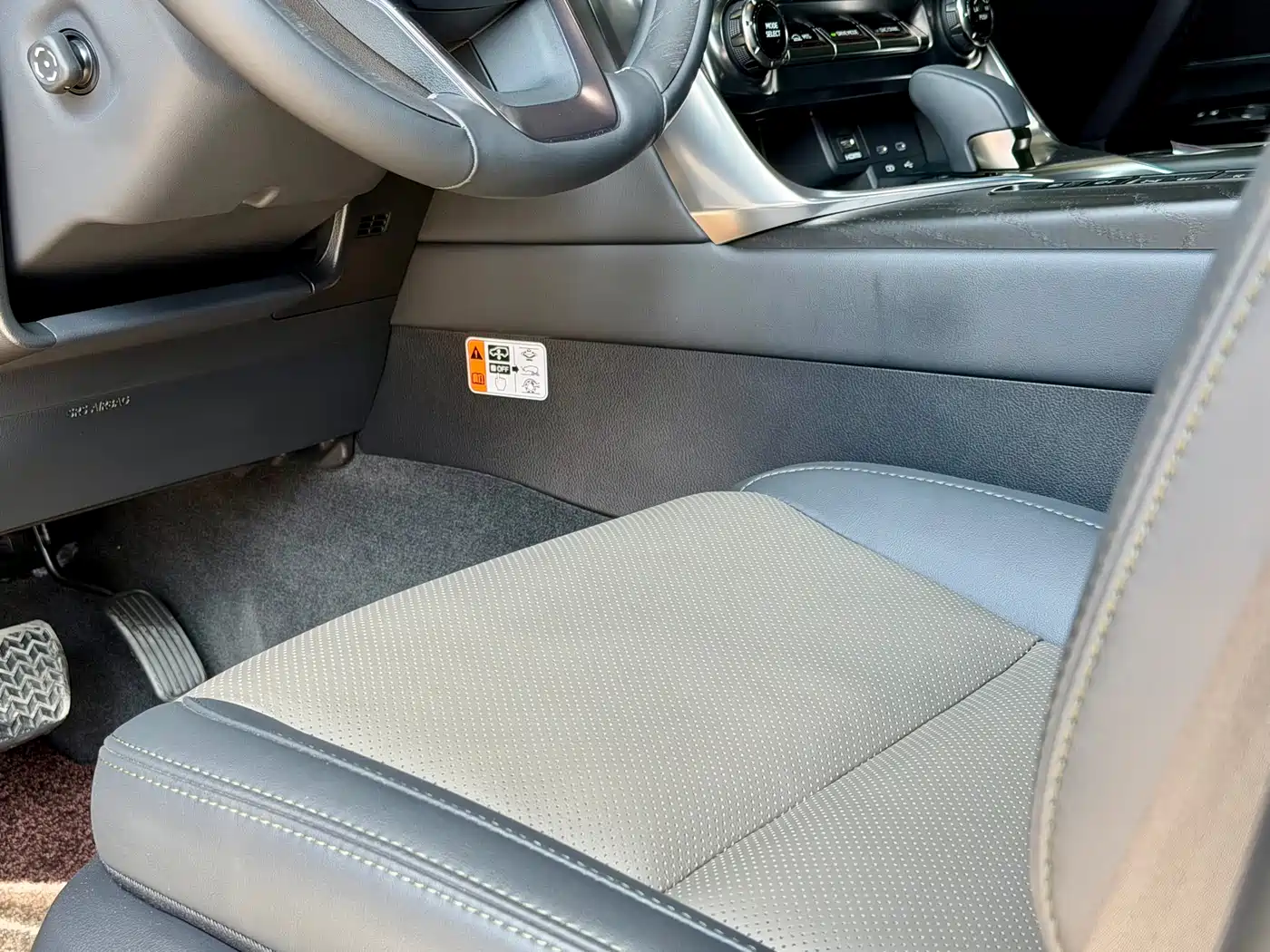 Lexus LX 2025 700h OVERTRAIL Frontier Edition фото 8