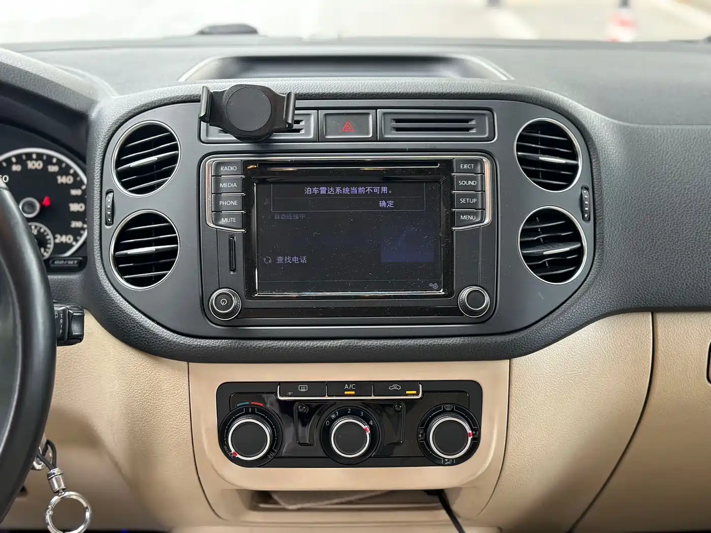 Volkswagen Tiguan 2013 1.8TSI Manual 2WD Trend Edition фото 11