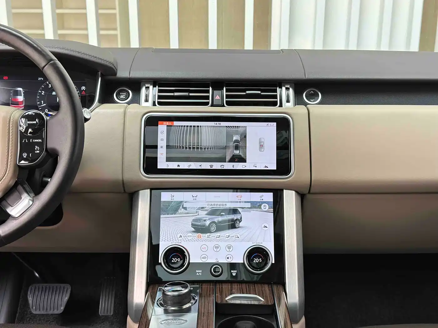 Land Rover Range Rover 2019 3.0 SC V6 Heritage Extended Edition фото 16