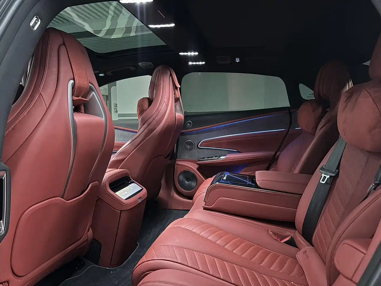 Yangwang U7 2025 EV 5-Seater Luxury фото 10