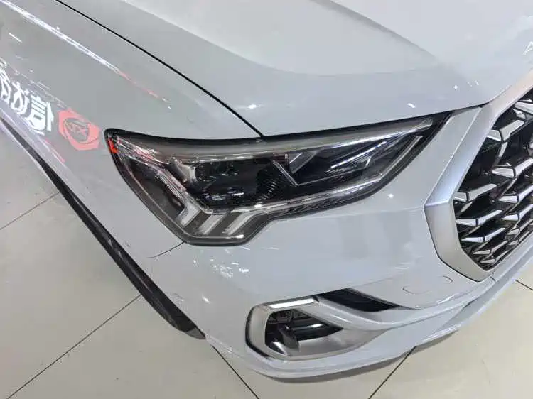Audi Q3 2024 40 TFSI Fashion Sport фото 18