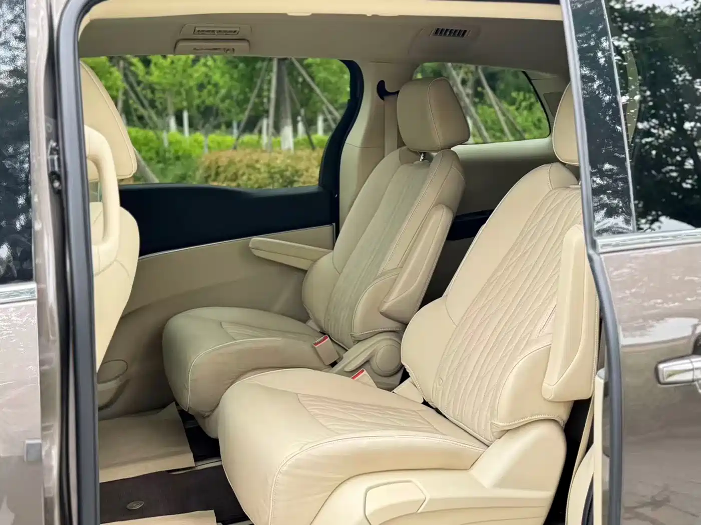 Buick GL8 2023 Land Business Class 652T Luxury фото 15