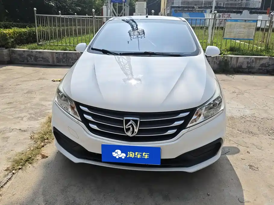 Baojun 310 2017 2016 1.2L Manual Comfort Model