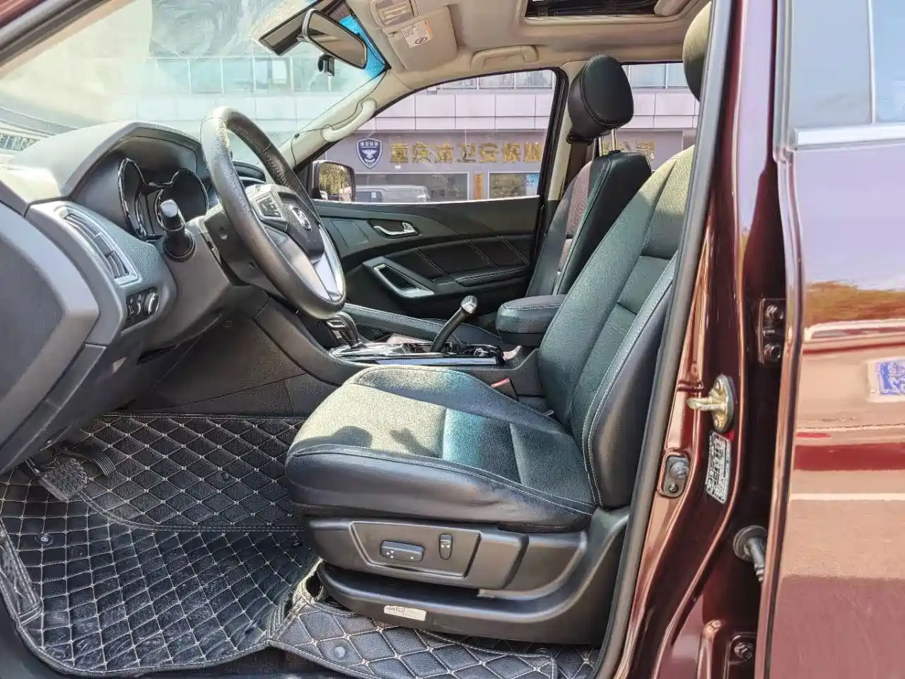 Jiangling Yusheng S350 2016 2016 2.0T Automatic 4WD Gasoline Luxury Sunroof 7-seater
