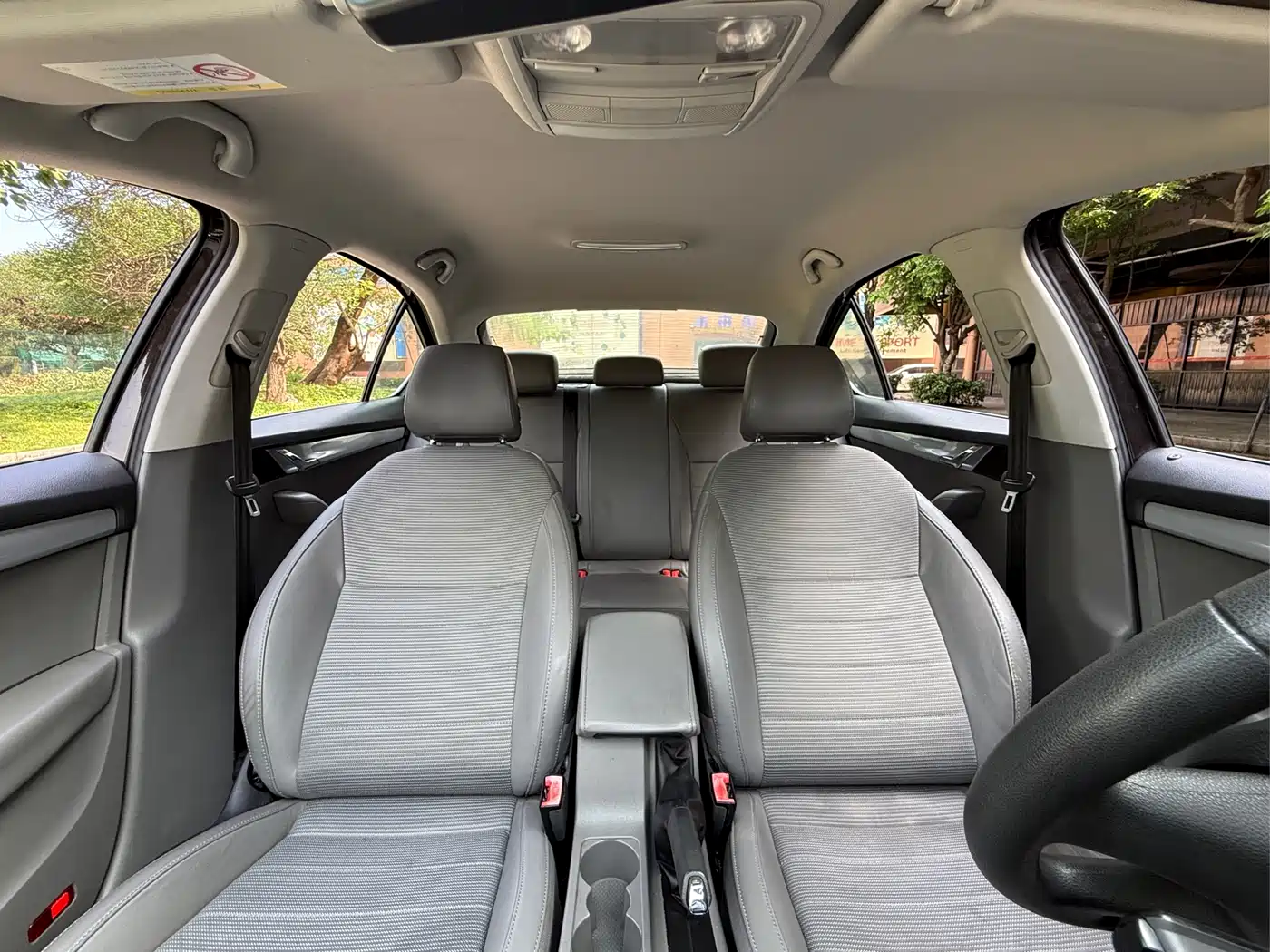Škoda Octavia 2015 1.6L Automatic逸杰版 фото 11