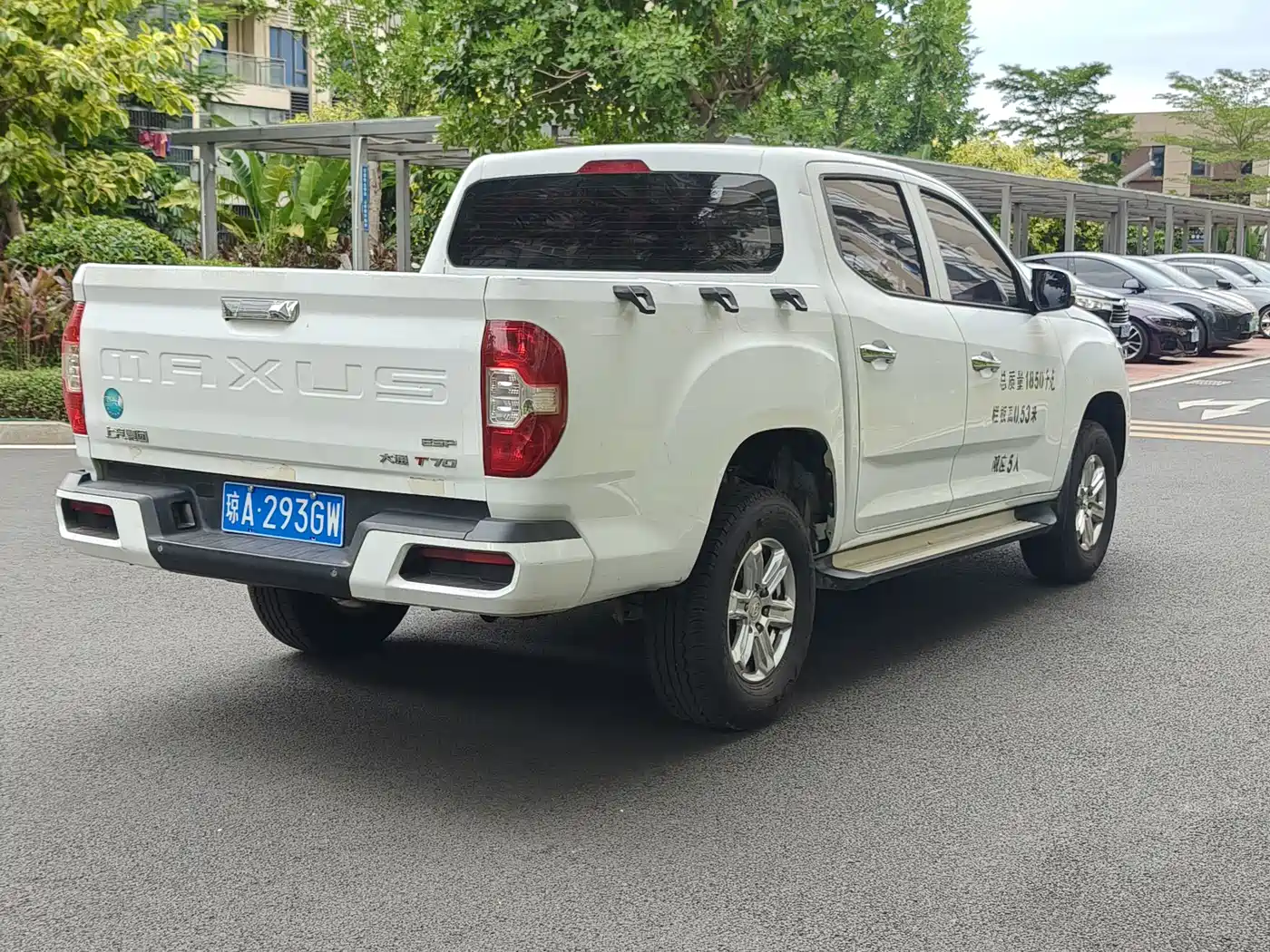 SAIC Maxus Maxus T70 2021 2021 2.0T Diesel Manual 4WD Australia Edition Standard Box High Chassis