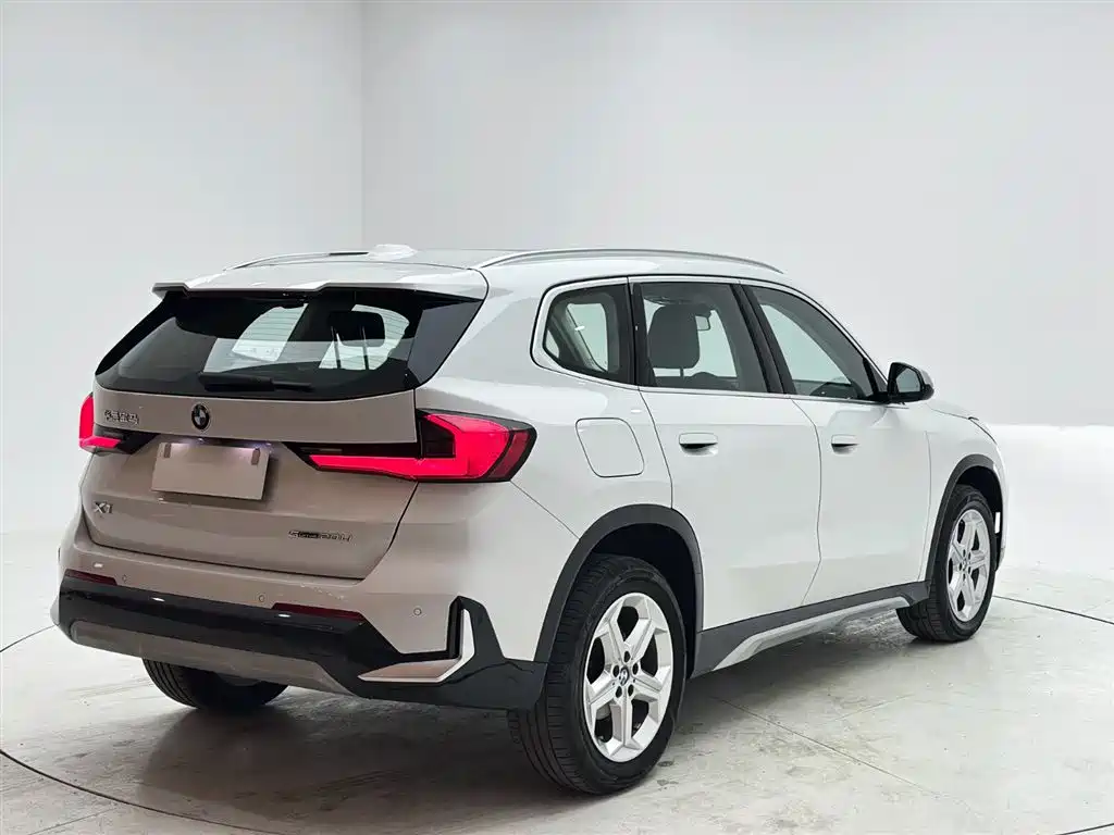 BMW X1 2023 sDrive20Li X Design Package фото 6